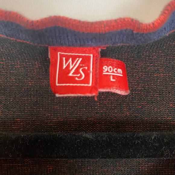 WLS Red Cotton Silk Knit Top Button Tab Sleeves Women’s Size L Preowned - Picture 3 of 11